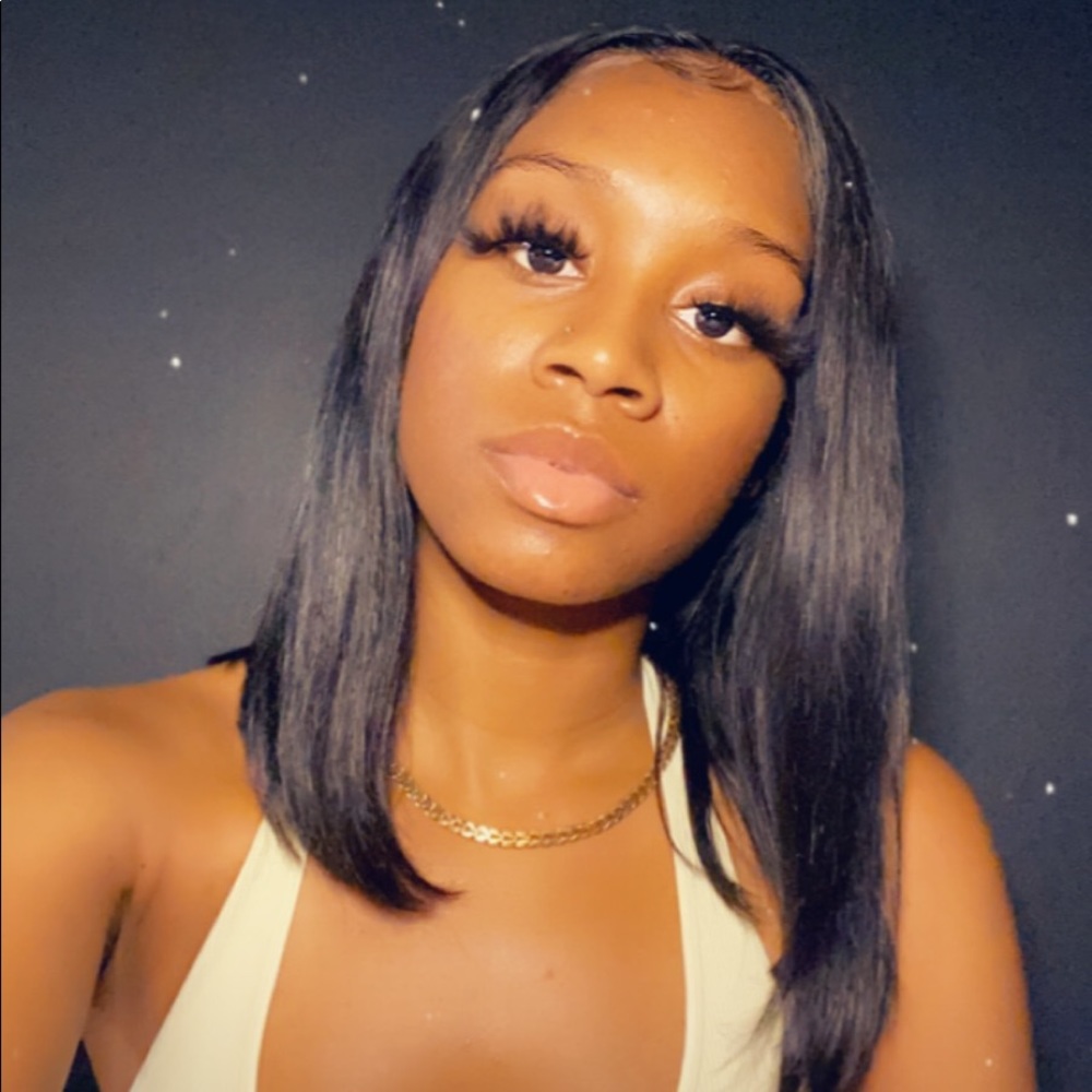 Meet your Posher, Khadijah